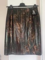 TUZZI gave “ lak / imitatie leren “ rok maat 44 nieuw, Kleding | Dames, Rokken, Bruin, Maat 42/44 (L), Ophalen of Verzenden, Zo goed als nieuw