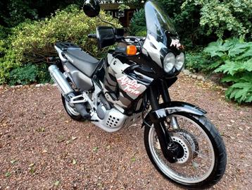 Honda XRV750 Africa Twin Bj`1999 zwart zilver maar 48 Dkm beschikbaar voor biedingen