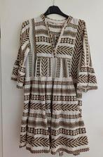 Devotion Twins Jurk Maat S, Beige, Ophalen of Verzenden, Zo goed als nieuw, Knielengte