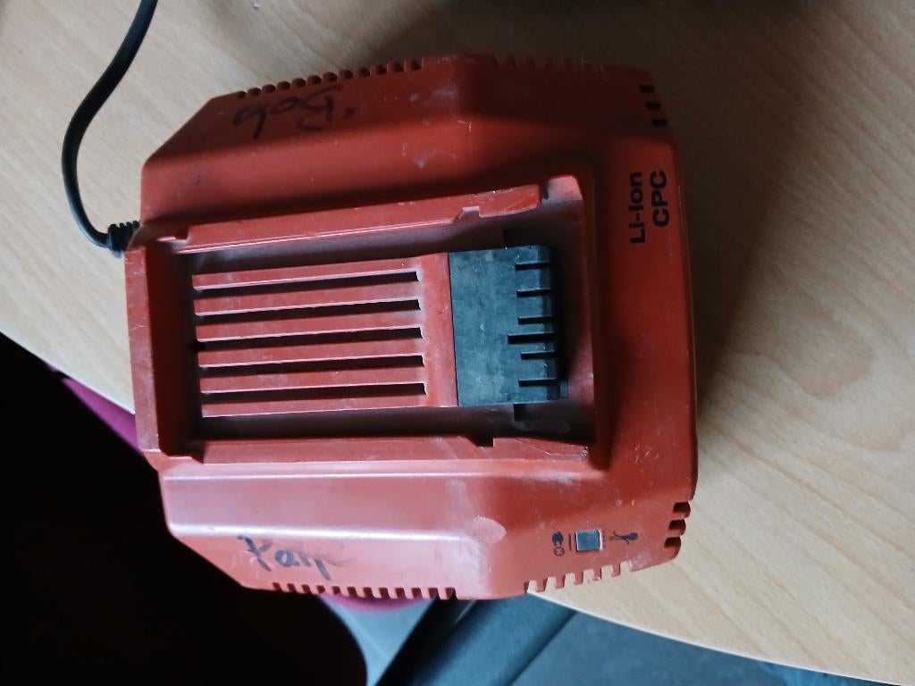 Hilti Snellader C4/36, Doe-het-zelf en Verbouw, Gereedschap | Boormachines, Ophalen, Zo goed als nieuw, Overige typen