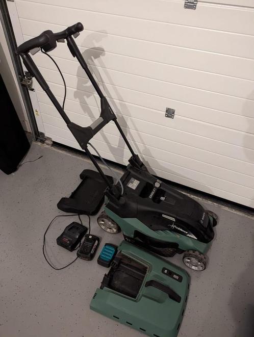 Bosch Advanced Rotak 36-690 Accu Grasmaaier, Tuin en Terras, Grasmaaiers, Gebruikt, Accu-grasmaaier, 30 t/m 39 cm, Cirkelmaaier