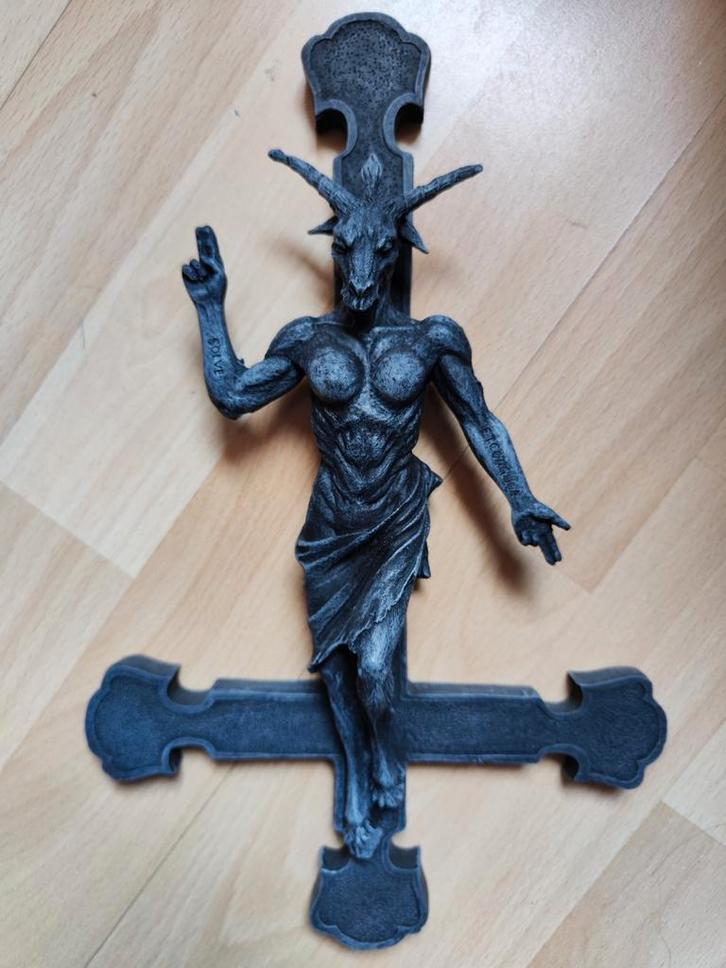 Baphomet aan het Kruis, Antiek en Kunst, Kunst | Beelden en Houtsnijwerken, Ophalen of Verzenden