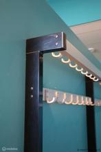 Online Veiling: Kleedkamerbank met kapstok - 500x39x175cm, Gebruikt