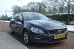 Volvo V60 2.0 D3 Summum navi/dealer onderh/184dkm, Voorwielaandrijving, Stof, Gebruikt, Euro 6