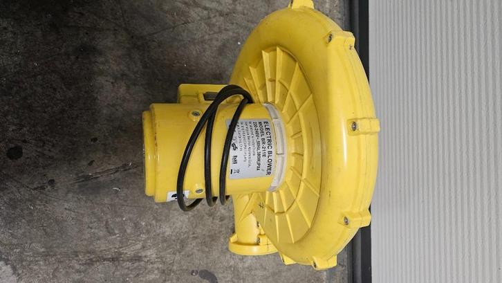 Luchtkussen blower 380 watt 2 stuks      Prijs per stuk !!, Kinderen en Baby's, Speelgoed | Buiten | Springkussens, Gebruikt, Ophalen