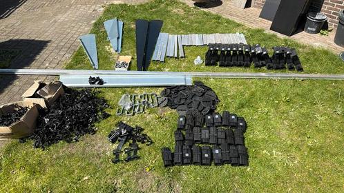 Restpartij nieuwe Esdec montageonderdelen, Doe-het-zelf en Verbouw, Zonnepanelen en Toebehoren, Zo goed als nieuw, Ophalen