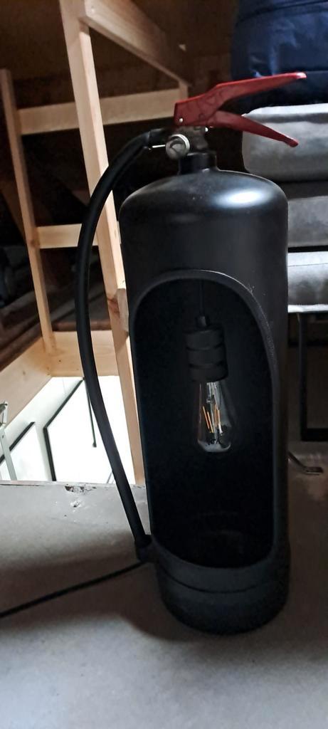 Unieke brandblusser lamp, Huis en Inrichting, Lampen | Tafellampen, Gebruikt, Ophalen