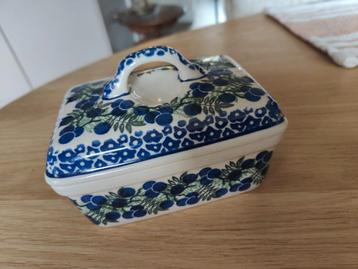 Bunzlau botervloot Boleslawiec pools handgemaakt servies  beschikbaar voor biedingen