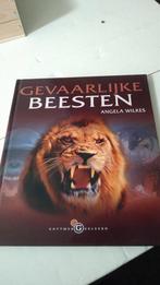 Gevaarlijke beesten boek over dieren, Boeken, Dieren en Huisdieren, Ophalen of Verzenden, Zo goed als nieuw