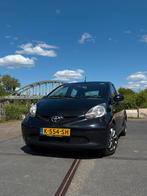 Toyota Aygo 1.0 12V Vvt-i 5DRS 2010 Zwart, Auto's, 4 stoelen, Handgeschakeld, Grijs, Particulier