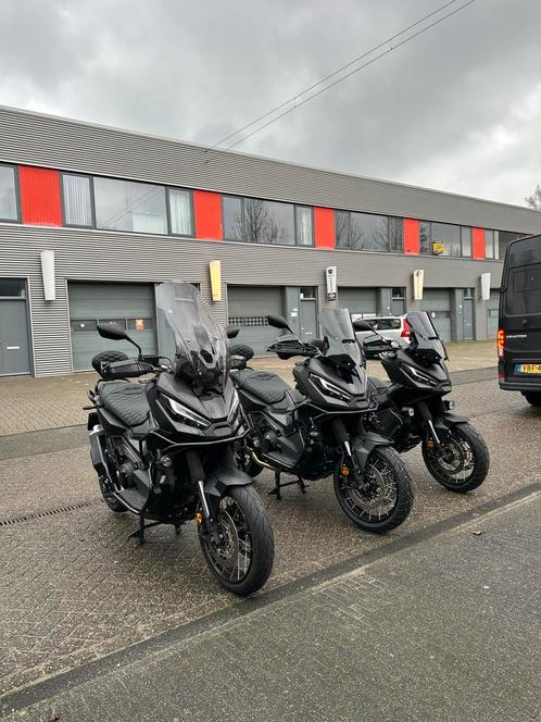 HONDA X-ADV 750 CUSTOMIZING BEUGELS ZADELS UITLATEN, Motoren, Tuning en Styling, Ophalen
