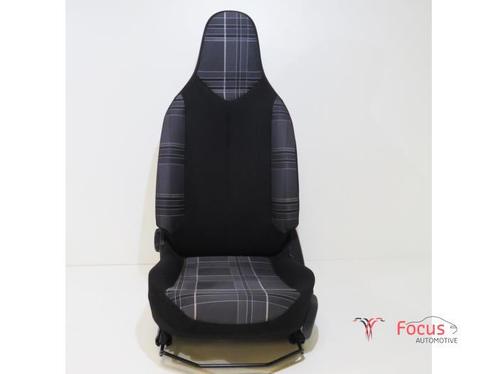 Stoel rechts van een Peugeot 108, Auto-onderdelen, Interieur en Bekleding, Peugeot, Gebruikt, 6 maanden garantie, 12 maanden garantie