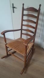 Vintage schommelstoel eikenhout met rieten zitting, Ophalen, Gebruikt, Bruin, Eén
