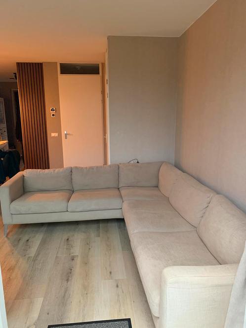 Fijne Ikea hoekbank, met gebruikers sporen, Huis en Inrichting, Banken | Complete zithoeken, Gebruikt, Ophalen