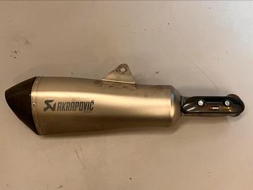 Akrapovic demper. Komt van een K1200S af. Alleen bellen aub! beschikbaar voor biedingen