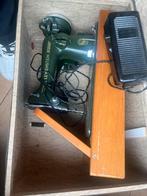 Vintage Levenstein naaimachine – in koffer met pedaal, Ophalen