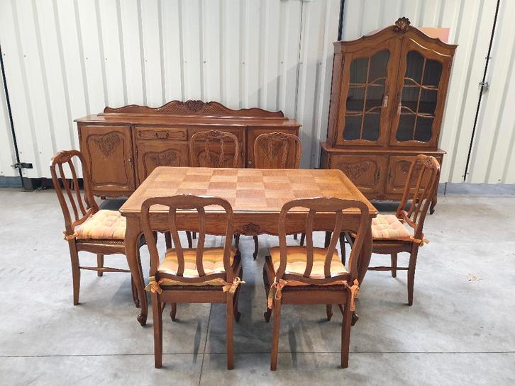 Queen Ann Stijl eetkamer. Dressoir Vitrinekast Tafel Stoelen, Huis en Inrichting, Complete eetkamers, Gebruikt, 4 tot 6 stoelen