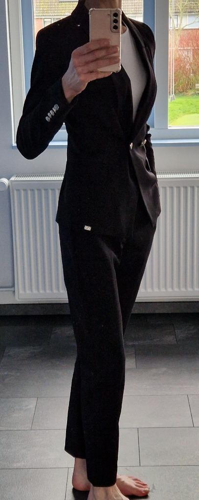 Josh V blazer maat xs en broek maat s, Kleding | Dames, Jasjes, Kostuums en Pakken, Zo goed als nieuw, Kostuum of Pak, Zwart, Ophalen of Verzenden