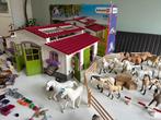 Mega verzameling Schleich met paardenstal, paarden, pickup, Ophalen of Verzenden, Zo goed als nieuw, Poppenhuis