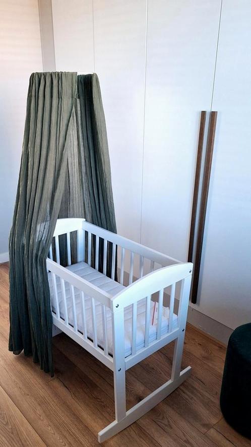Complete wiegset te koop + accessoires (matras,, Kinderen en Baby's, Babywiegjes en Ledikanten, Zo goed als nieuw, Wieg, Ophalen