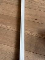 4 x - Nieuwe witte hanglijsten voor schilderijen - 6 meter, Ophalen, Nieuw, Wit, 200 cm of meer