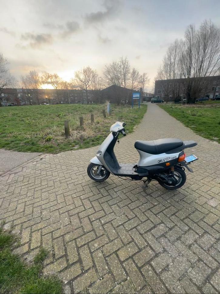 Zip Type 3 70cc, Fietsen en Brommers, Snorfietsen en Snorscooters, Gebruikt, Piaggio, Tweetakt, Ophalen