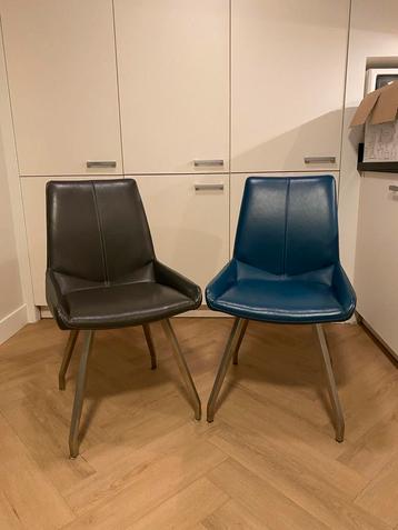 6 Leren Eetkamerstoelen Henders & Hazel beschikbaar voor biedingen