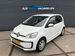 Volkswagen Up! 1.0 BMT move up! 5 DEURS/ BLUETOOTH/ LED VERL, Voorwielaandrijving, Gebruikt, Met garantie (alle), Wit