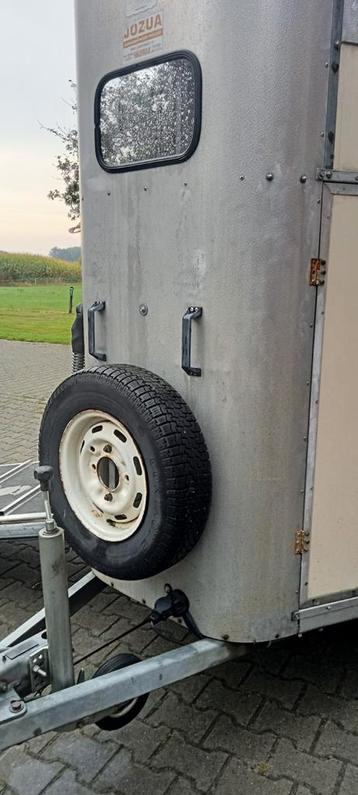 Te koop ifor Williams 2 paards trailer opnieuw opgebouwd  beschikbaar voor biedingen