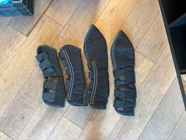 Paarden spullen, Dieren en Toebehoren, Paarden en Pony's | Beschermers, Zo goed als nieuw, Transport, Ophalen of Verzenden