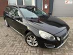Volvo V60 1.6 T3 Momentum / Navi / PDC / Clima / Cruise / NA, Auto's, Voorwielaandrijving, Stof, Gebruikt, 4 cilinders
