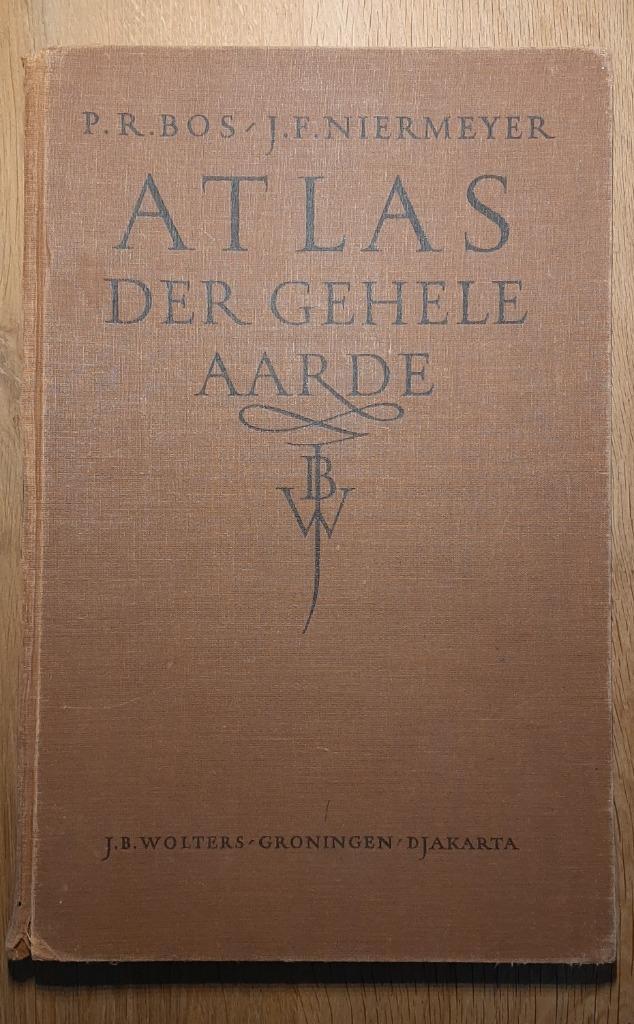 atlas der gehele aarde uit 1951, Boeken, Atlassen en Landkaarten, Gelezen, Overige atlassen, Wereld, 1800 tot 2000, Ophalen