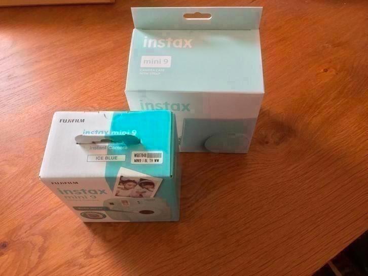 Fujifilm Instax Mini 9 met Fujifilm Case - Ice Blue - Nieuw, Audio, Tv en Foto, Fotocamera's Analoog, Nieuw, Polaroid, Fuji, Ophalen