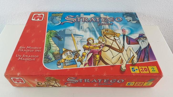 Junior Stratego, Jumbo nieuwe versie rode doos, compleet. 8C, Hobby en Vrije tijd, Gezelschapsspellen | Bordspellen, Gebruikt