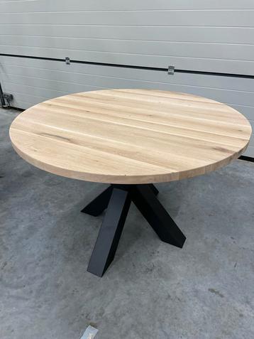 Aanbieding! Ronde Eikentafelbladen. beschikbaar voor biedingen