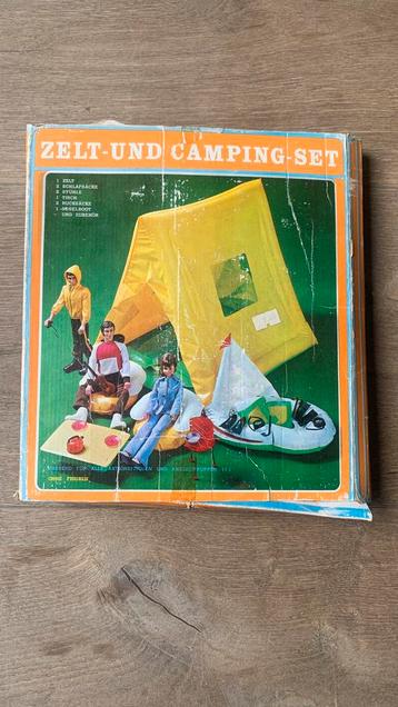 Vintage campingset voor barbiepoppen beschikbaar voor biedingen