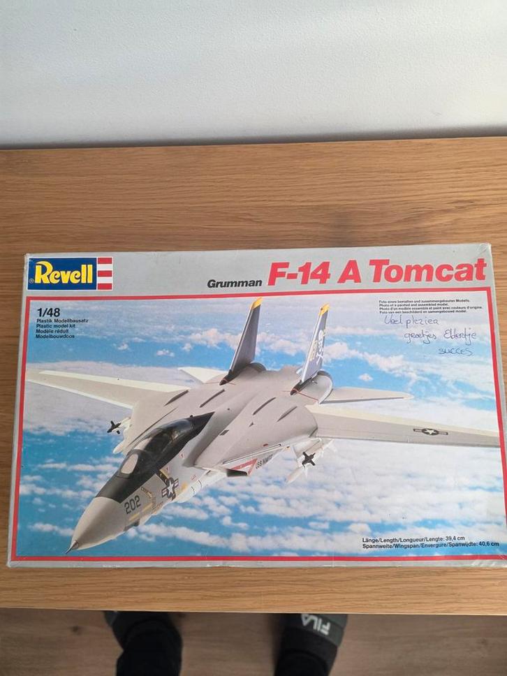 Revell F-14A Tomcat Modelbouwdoos 1978, Hobby en Vrije tijd, Modelbouw | Auto's en Voertuigen, Gebruikt, Auto, 1:50 of kleiner