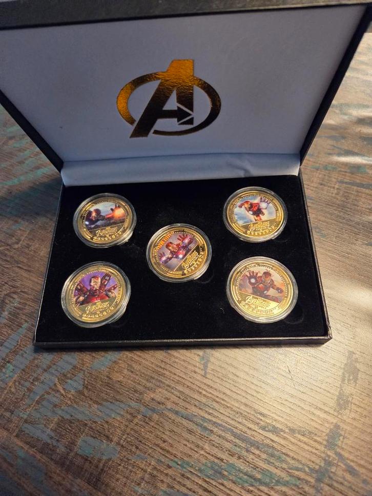 Avengers Munten Set - Limited Edition, Postzegels en Munten, Munten | Nederland, Setje, Overige waardes, Koningin Beatrix, Goud