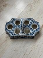 Antieke eieren houder wit / blauw, Antiek en Kunst, Antiek | Servies los, Ophalen of Verzenden