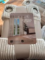 GEZOCHT: gordijnen van de Action, soft rib., Huis en Inrichting, Ophalen of Verzenden, Zo goed als nieuw, Crème, 200 cm of meer