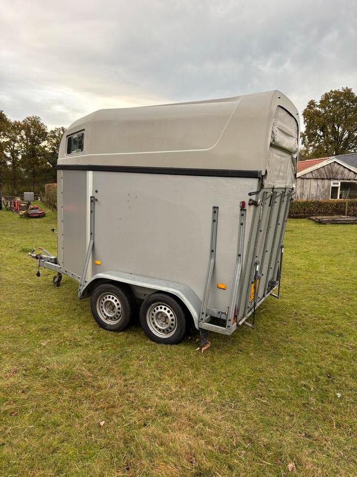 Hotra 2-paards Paardentrailer / Foodtruck / Aanhanger, Dieren en Toebehoren, Paarden en Pony's | Trailers en Aanhangwagens, Gebruikt