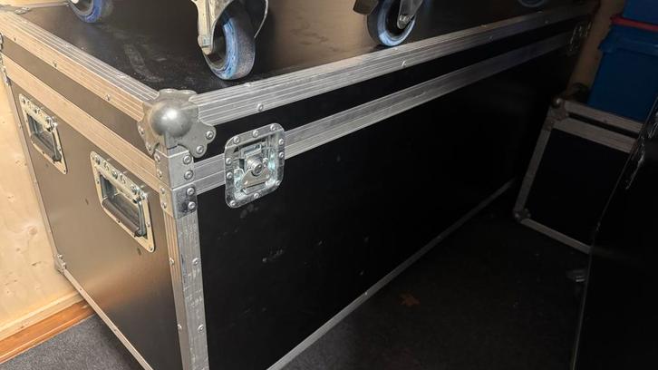 Flightcase voor 4 Compact Par 4bar, Muziek en Instrumenten, Behuizingen en Koffers, Gebruikt, Overige instrumenten, Flightcase