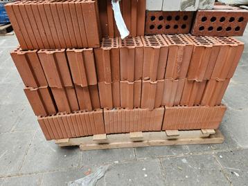 Rode snel metsel Blokken - Circa 80-90 Stuks beschikbaar voor biedingen