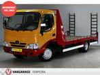 Toyota Dyna 150 / 3-PERSOONS!/ Elek.Pakket/ Radio+CD/ Stuurb, Auto's, Bestelauto's, Stof, Gebruikt, Origineel Nederlands, Bedrijf