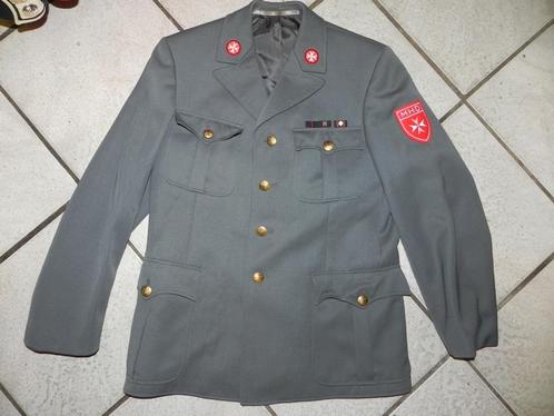 Malteser hilfsdienst uniform jas met medaille linten ehbo, Verzamelen, Militaria | Algemeen, Landmacht, Kleding of Schoenen, Duitsland