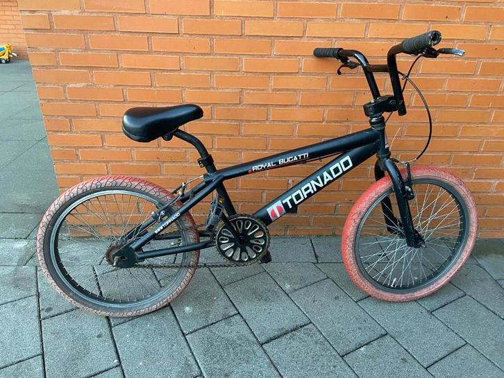 BMX Stuntfiets Crossfiets Tornado Royal Bugatti 20 inch, Fietsen en Brommers, Fietsen | Crossfietsen en BMX, Zo goed als nieuw