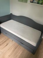 Peuterbed incl matras, Huis en Inrichting, Slaapkamer | Bedden, Ophalen, Gebruikt, Eenpersoons, 200 cm