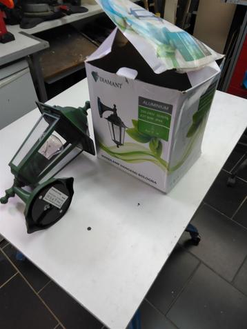 Buiten lamp beschikbaar voor biedingen