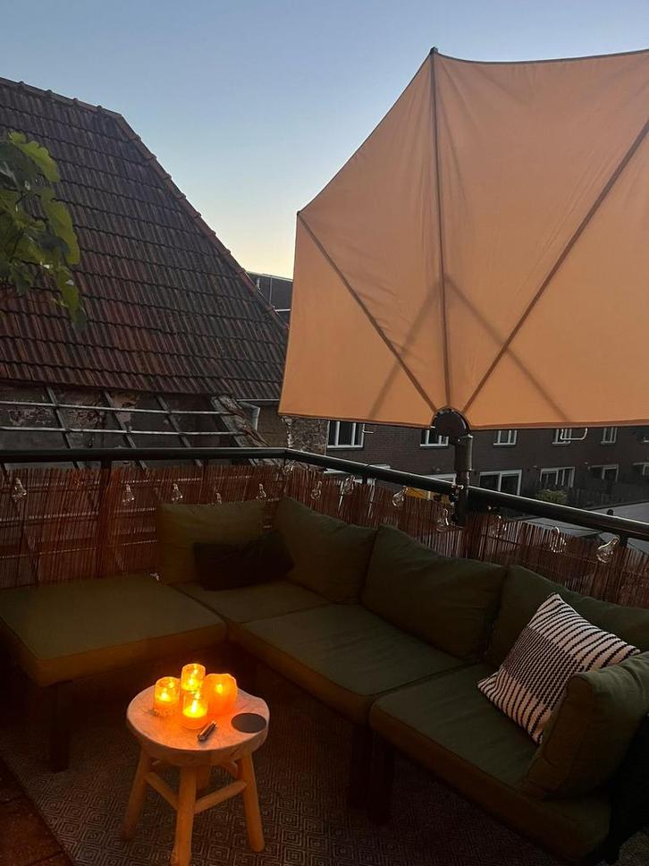 Madison Sun Wave balkon parasol + klem, Tuin en Terras, Parasols, Zo goed als nieuw, Kantelbaar, Verstelbaar, Waterdicht, Ophalen