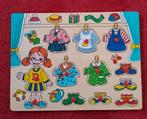 Houten aankleed- knopjes- puzzel, Ophalen, 2 tot 4 jaar, 10 tot 50 stukjes, Zo goed als nieuw